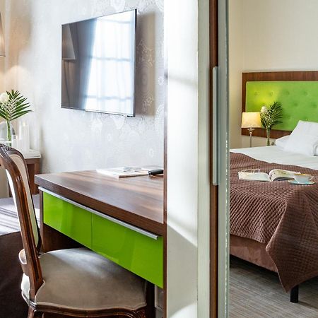 Hotel Kazimierzowka Kazimierz Dolny Bagian luar foto