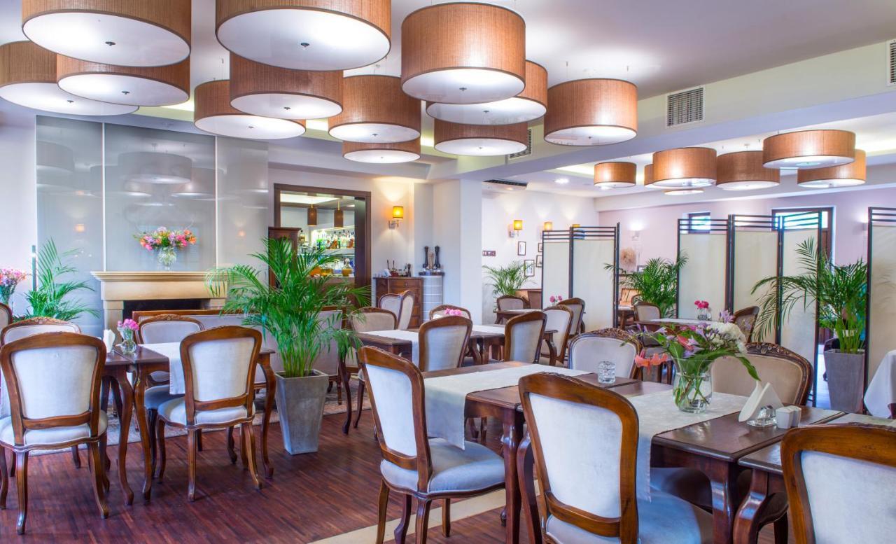 Hotel Kazimierzowka Kazimierz Dolny Bagian luar foto