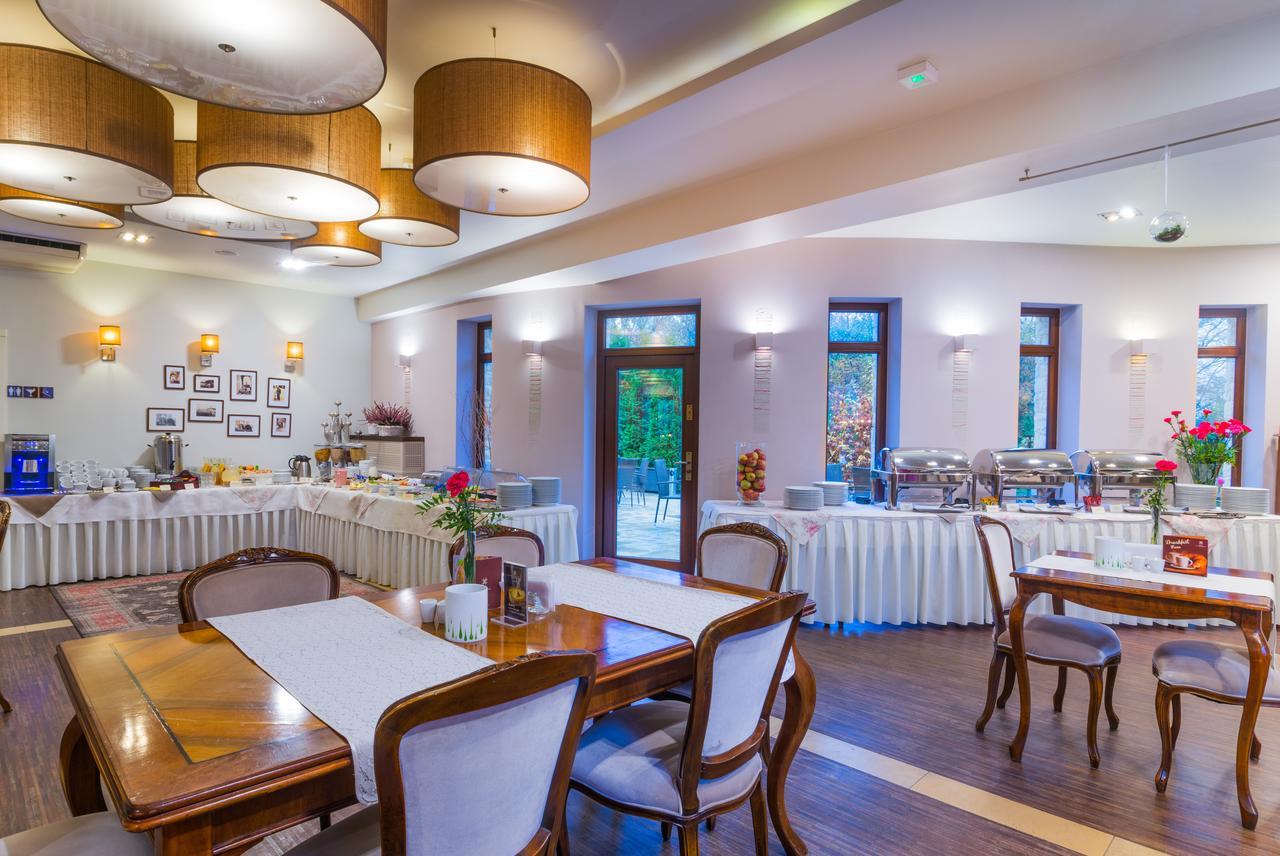 Hotel Kazimierzowka Kazimierz Dolny Bagian luar foto