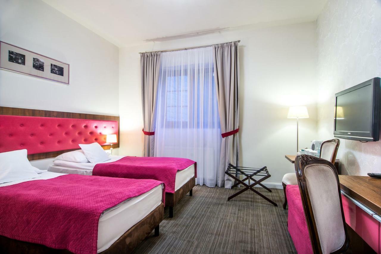 Hotel Kazimierzowka Kazimierz Dolny Bagian luar foto